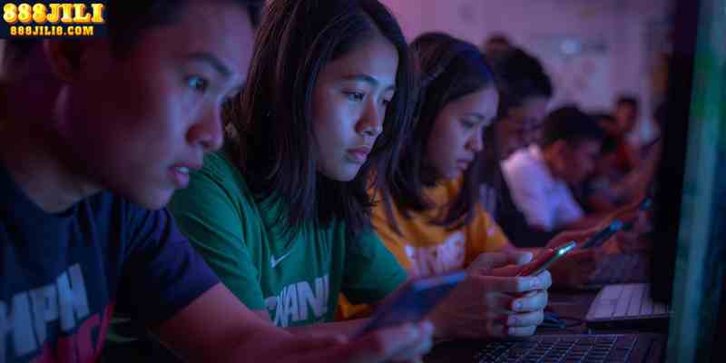 Filipino players betting on online sabong using mobile devices